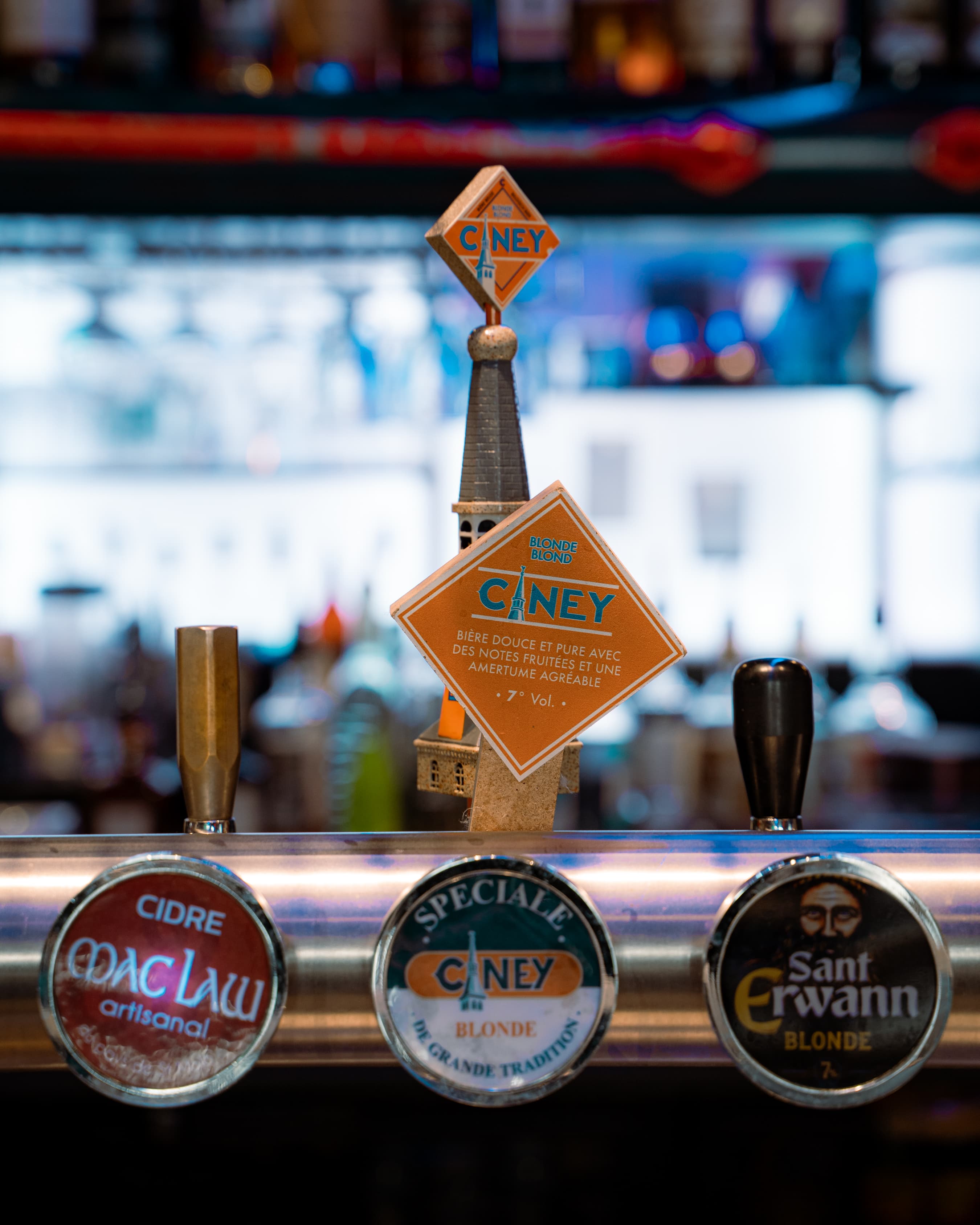 Tireuses de bière Ciney et cidre Mac Law au bar du RemorKeur